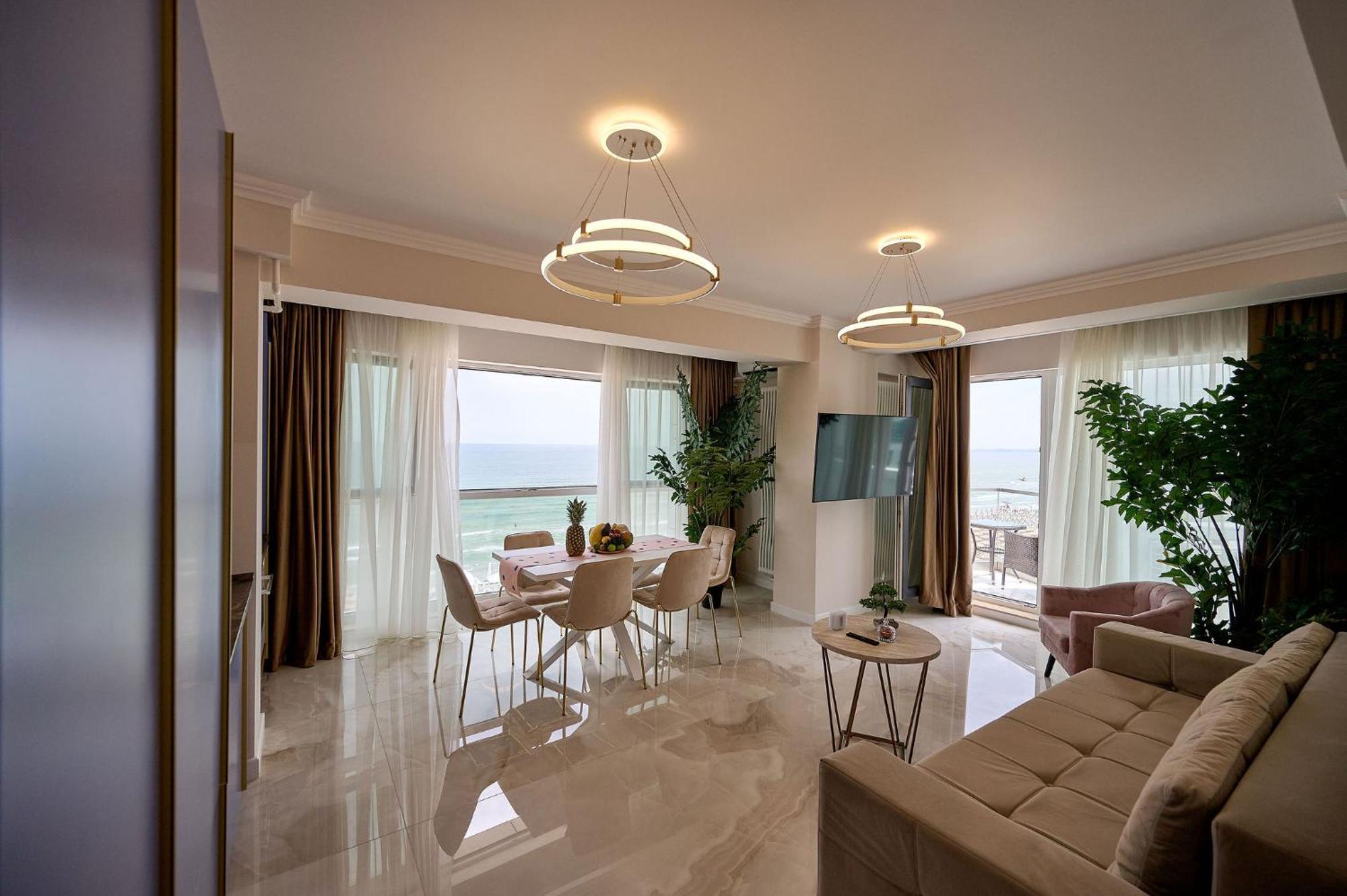 Beach Bliss Apartment In Infinity Beach Resort Parking ママイア エクステリア 写真